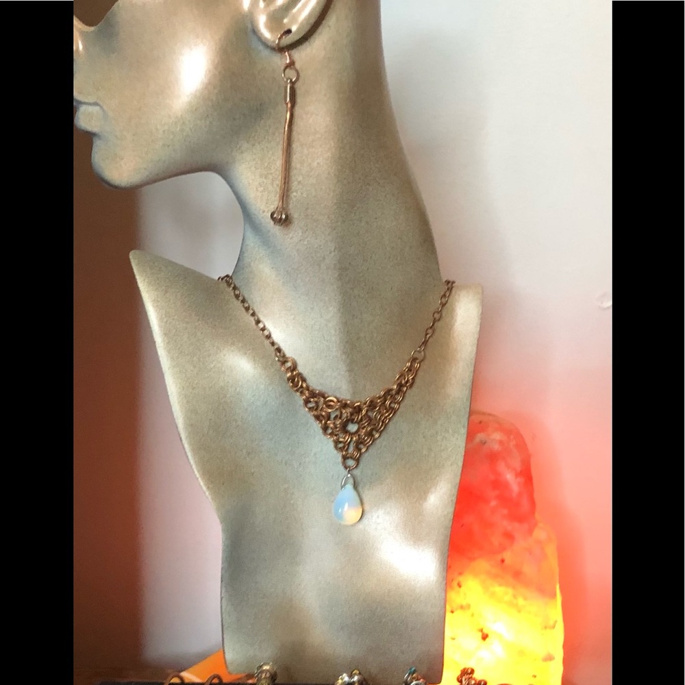 Chainmail Widows Peak Necklace with Cloudy Quartz